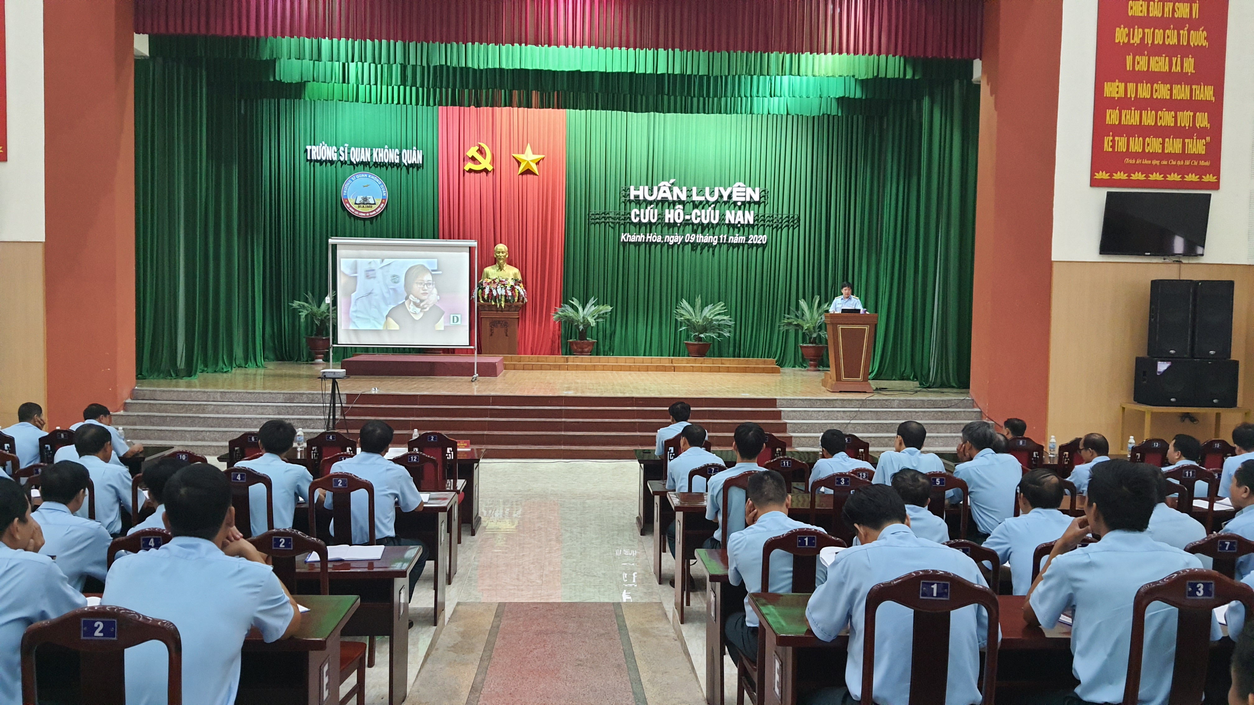 Trường Sĩ quan Không quân huấn luyện cứu hộ, cứu nạn năm 2020